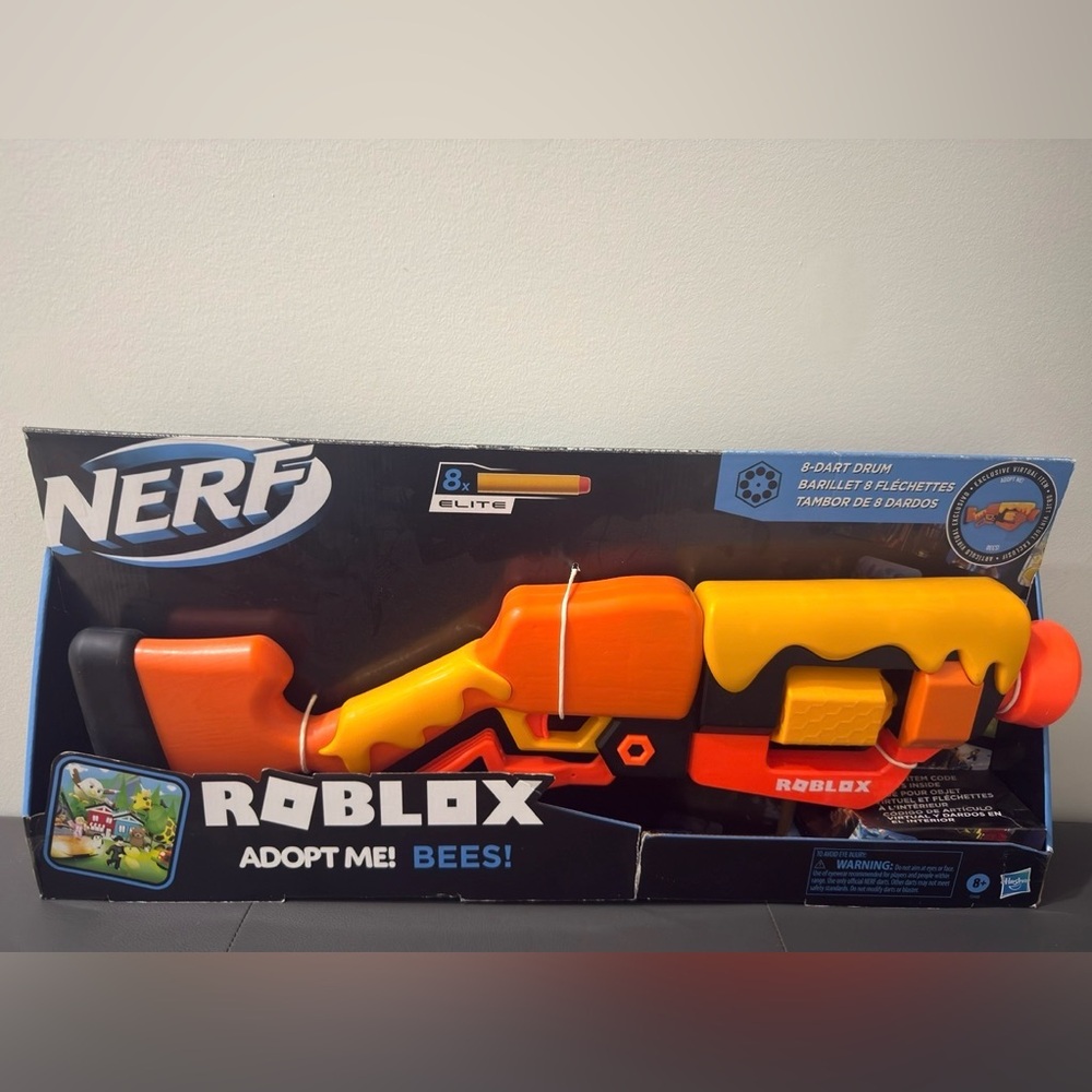 Nerf Roblox Adopt Me! Bees Blaster - Vibrant Orange and Yellow